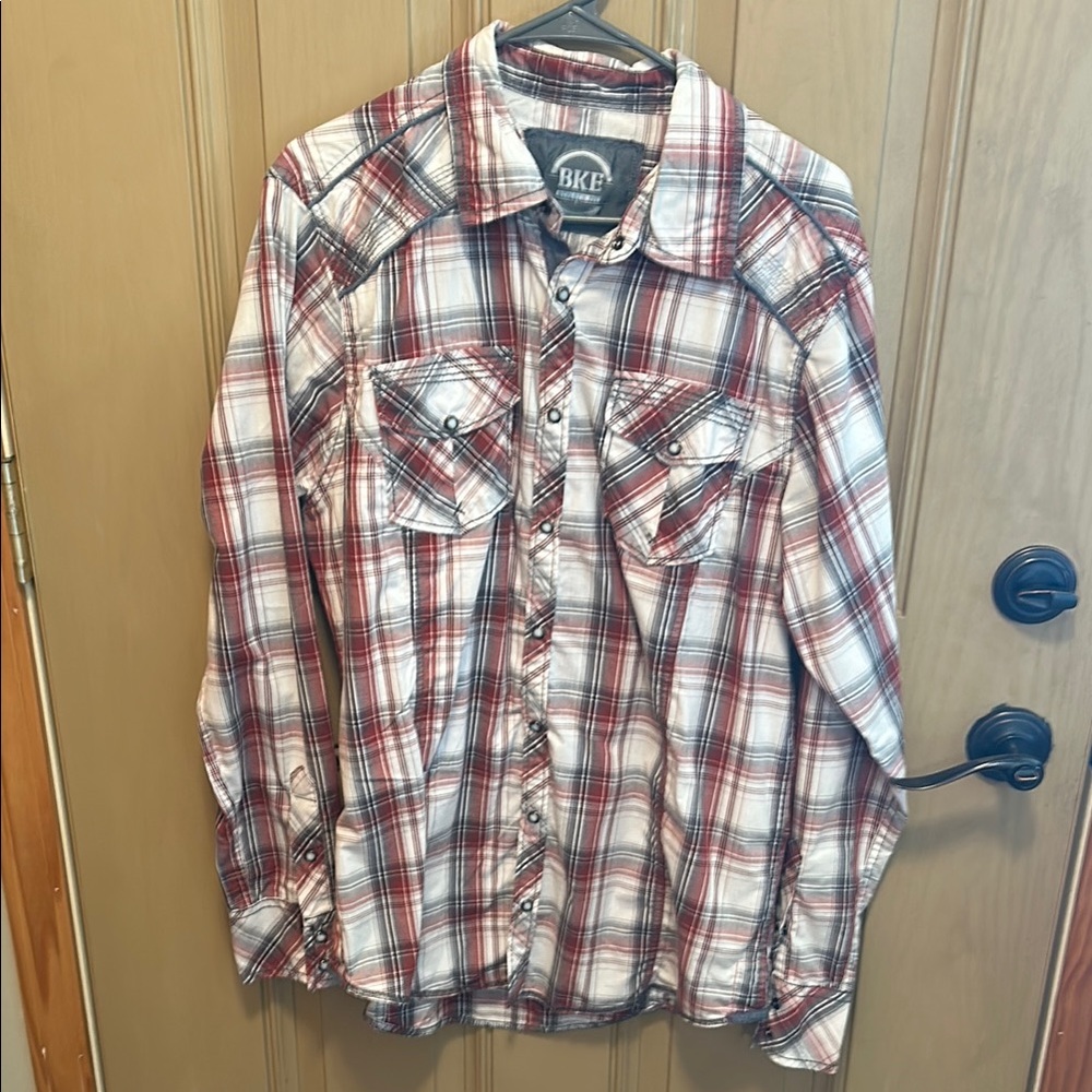 BKE White and Red Casual Button Down Shirt with Plaid Design